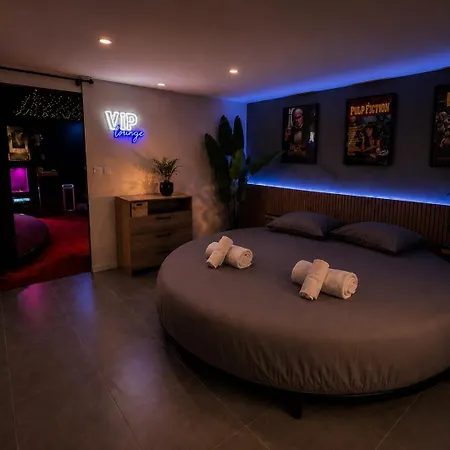 L'escapade Cinema - King Size & Cinema Prive * Charny (Cote-d'Or)
